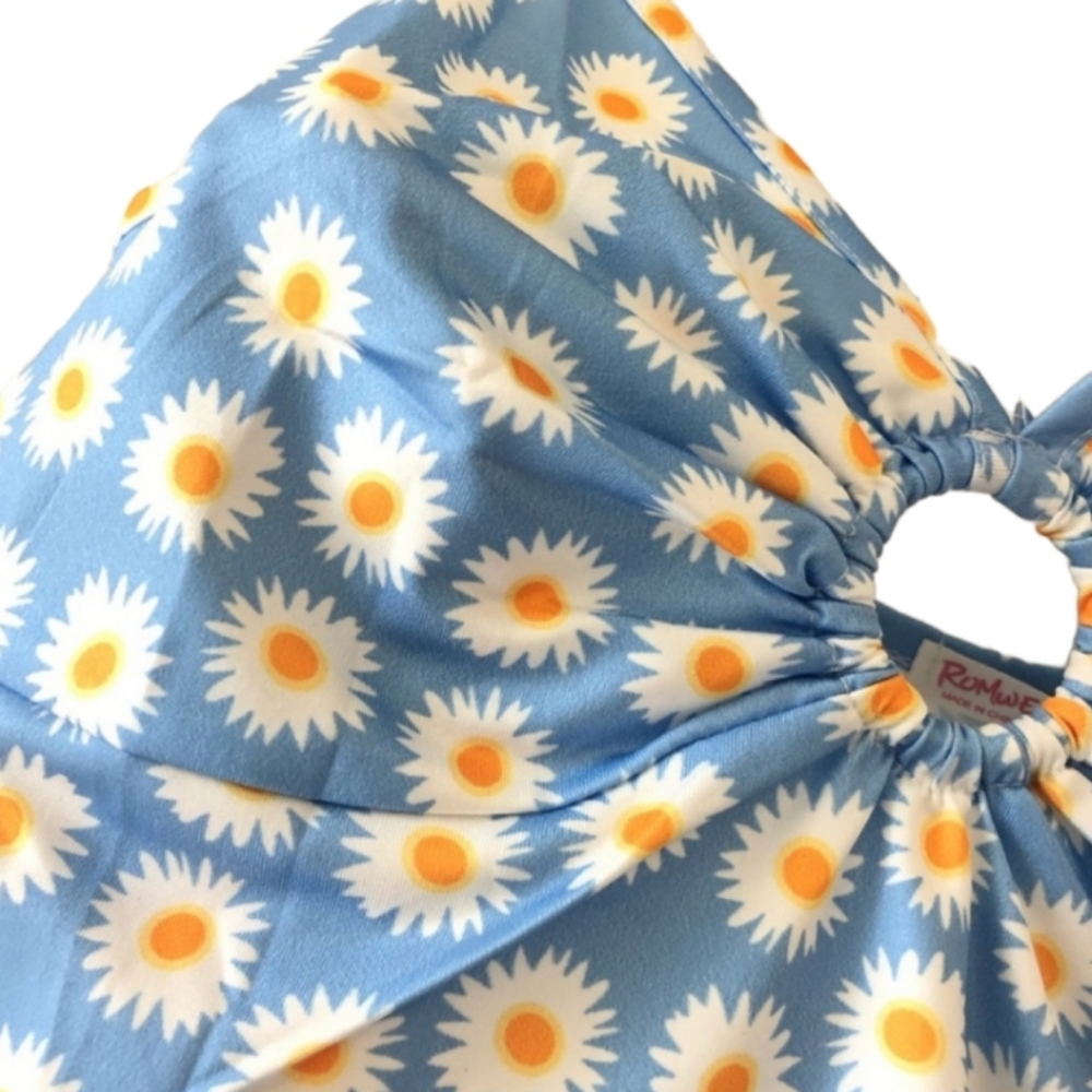 Daisy Print Cutout Cami - Light Blue - Small - Picture 4 of 8